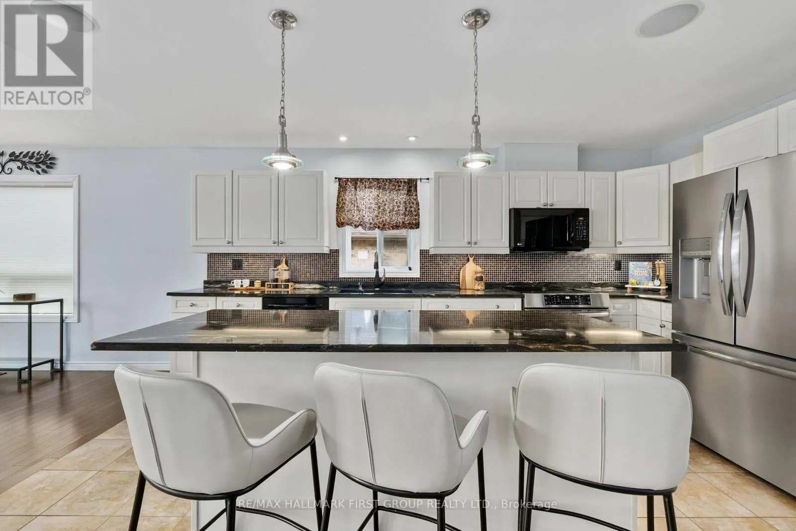 1226 ASHLAND DRIVE