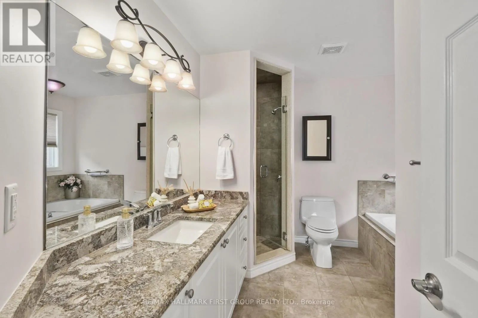 1226 ASHLAND DRIVE