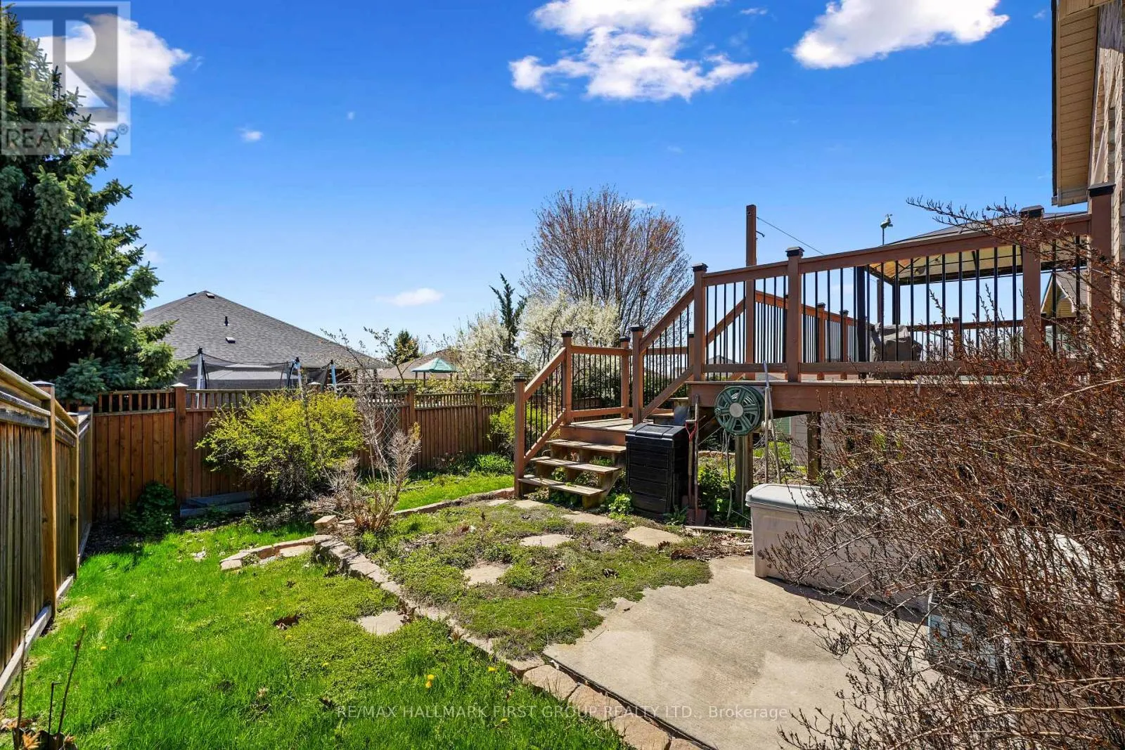 1226 ASHLAND DRIVE