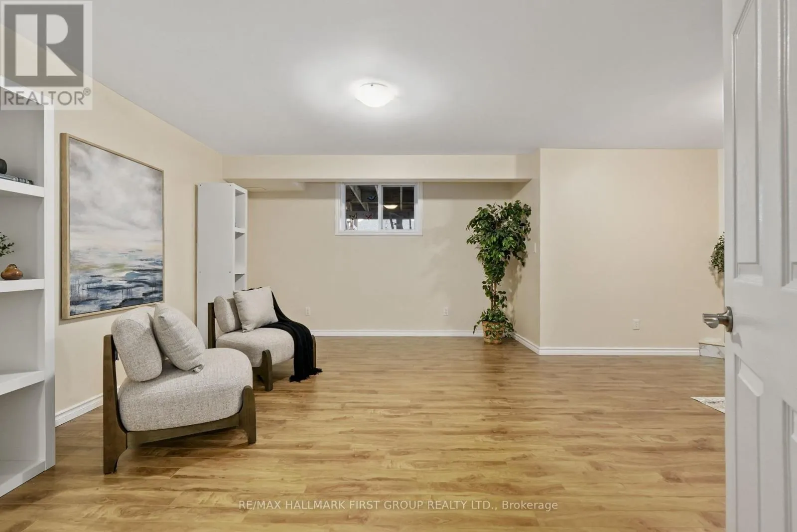 1226 ASHLAND DRIVE