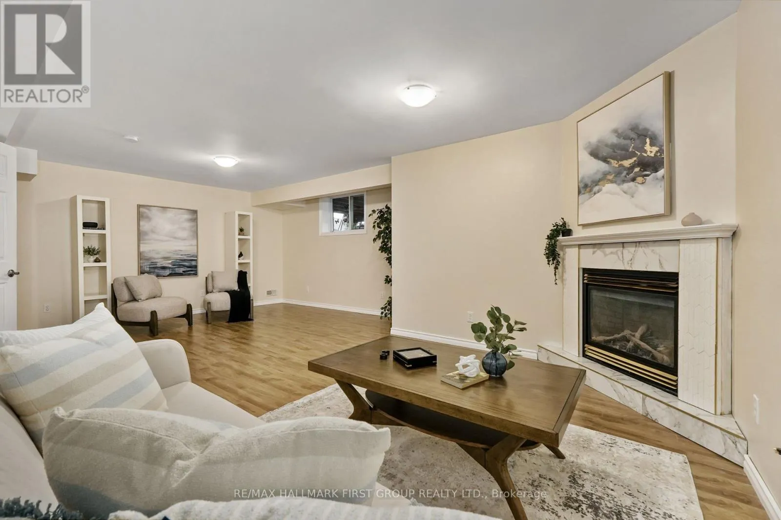 1226 ASHLAND DRIVE