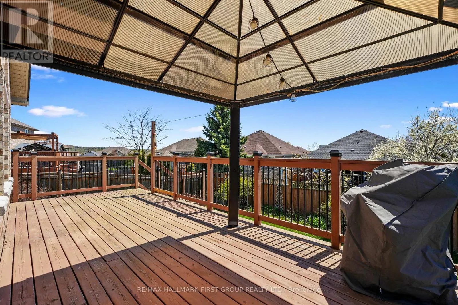 1226 ASHLAND DRIVE
