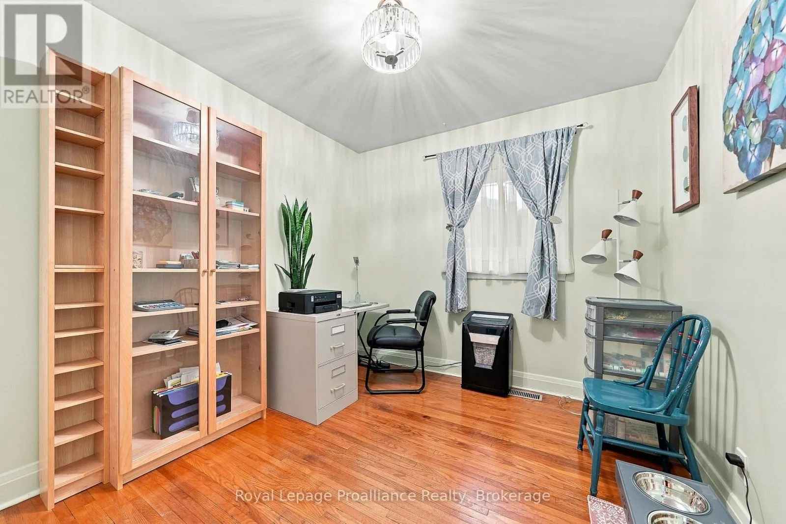 130 HASTINGS DRIVE