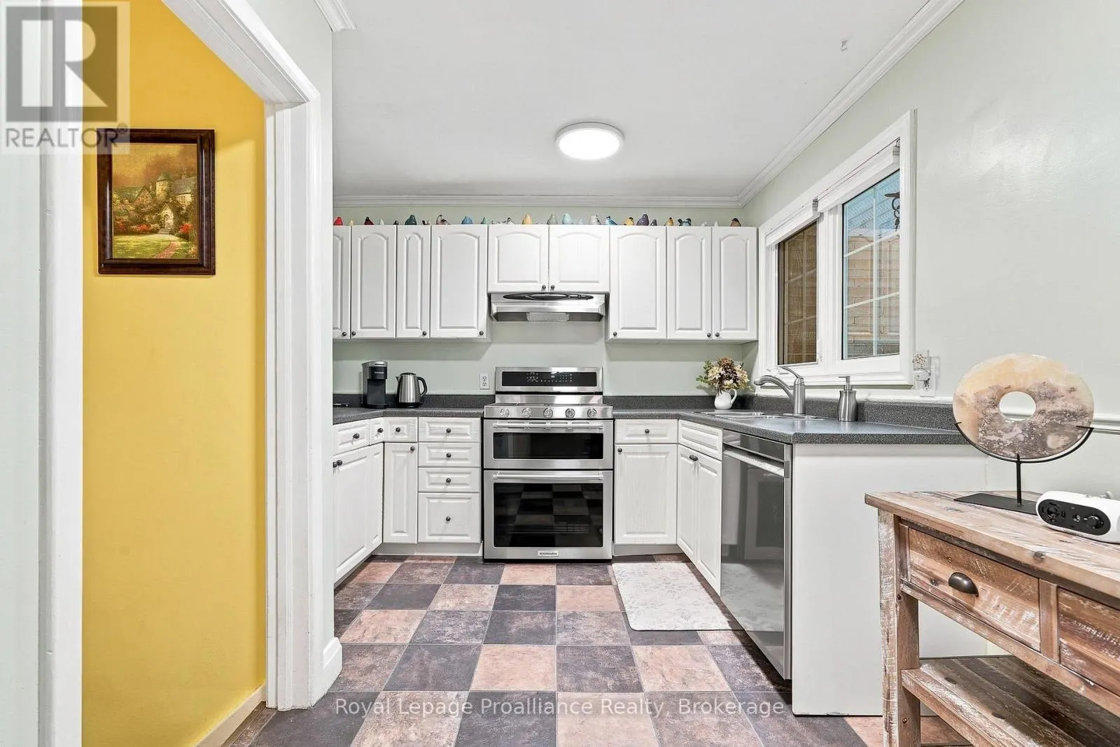 130 HASTINGS DRIVE