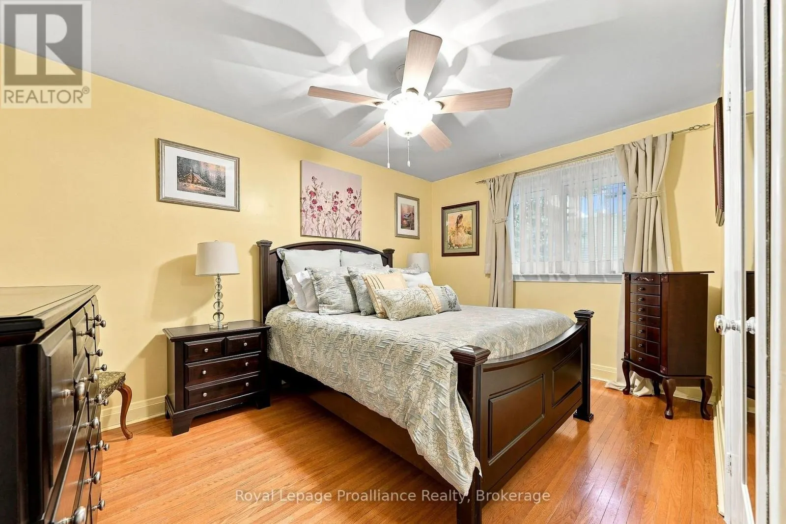130 HASTINGS DRIVE