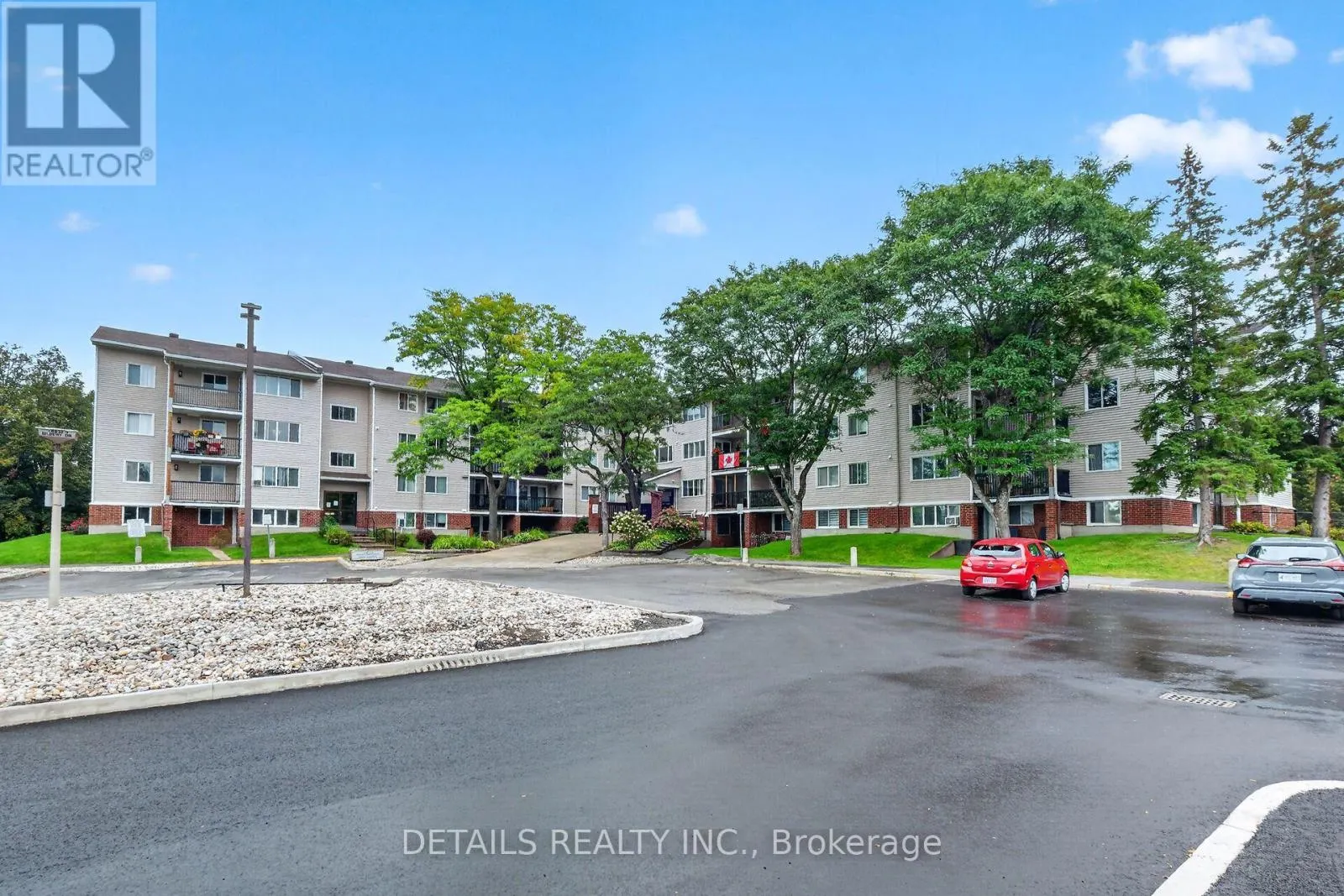 303 - 6532 BILBERRY DRIVE