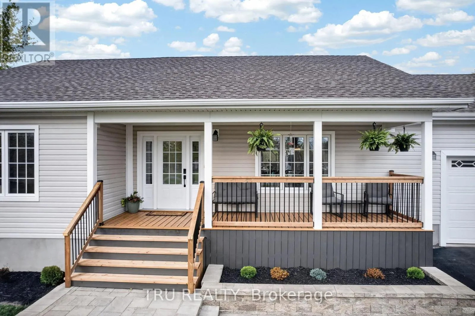 52 KIMBERLY AVENUE