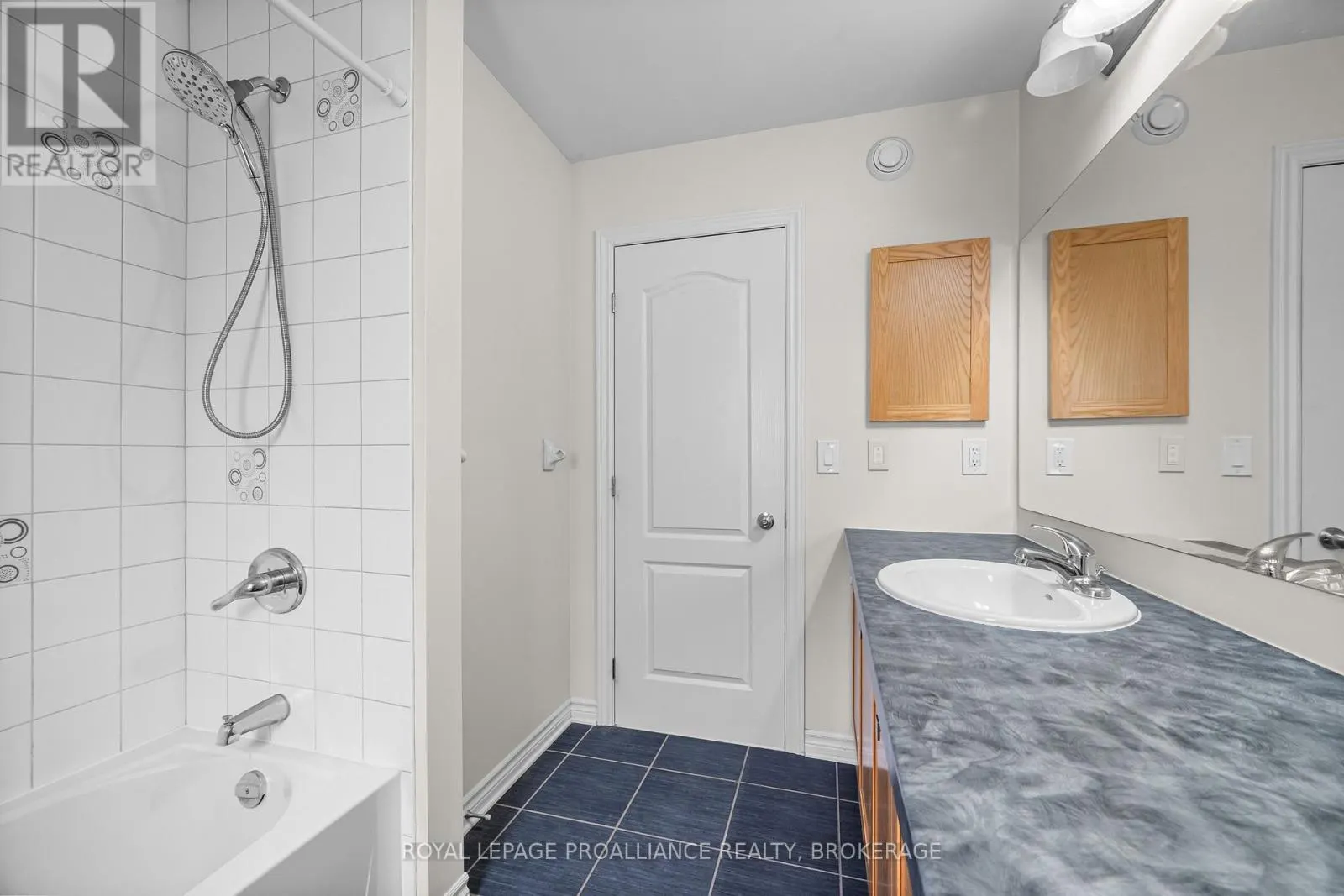 1397 WATERSIDE WAY