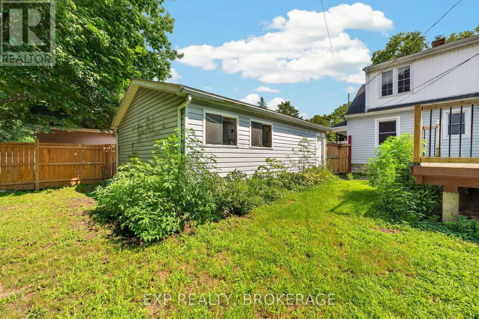 650 HILLSIDE DRIVE