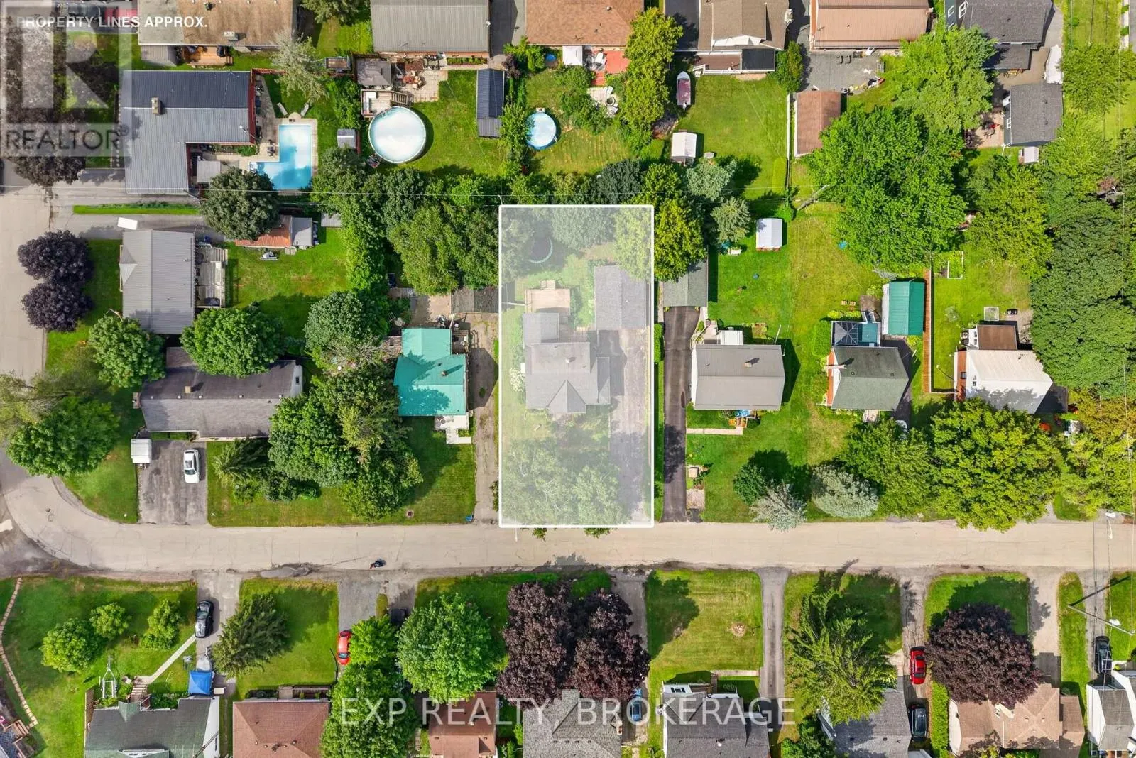 650 HILLSIDE DRIVE