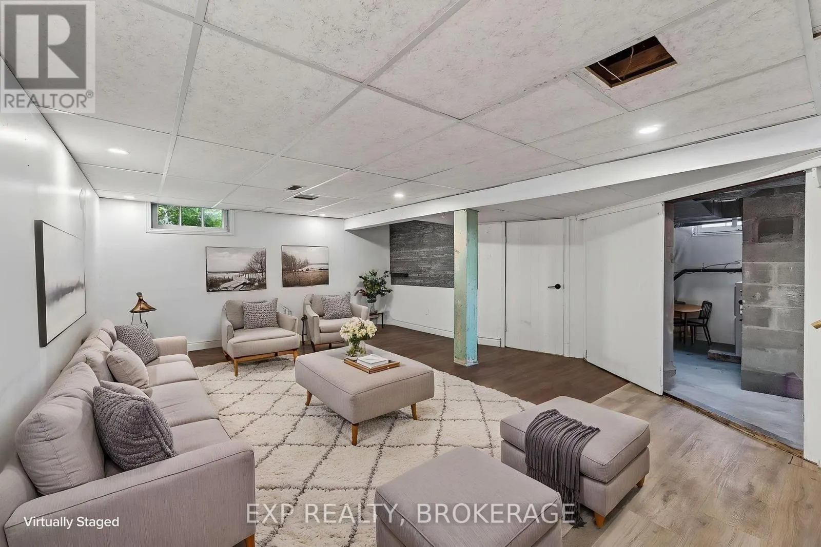 650 HILLSIDE DRIVE