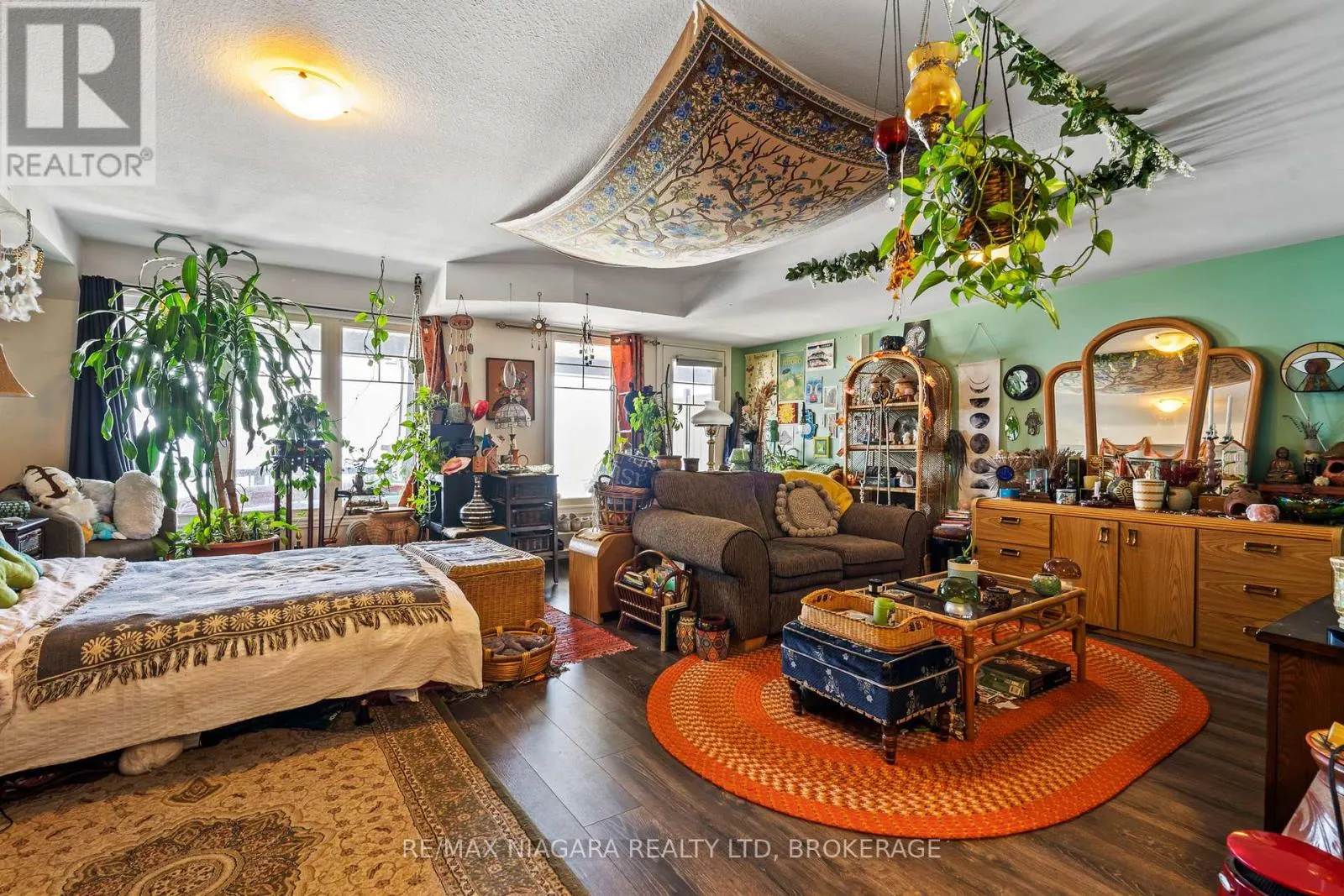 56 WATERVIEW LANE