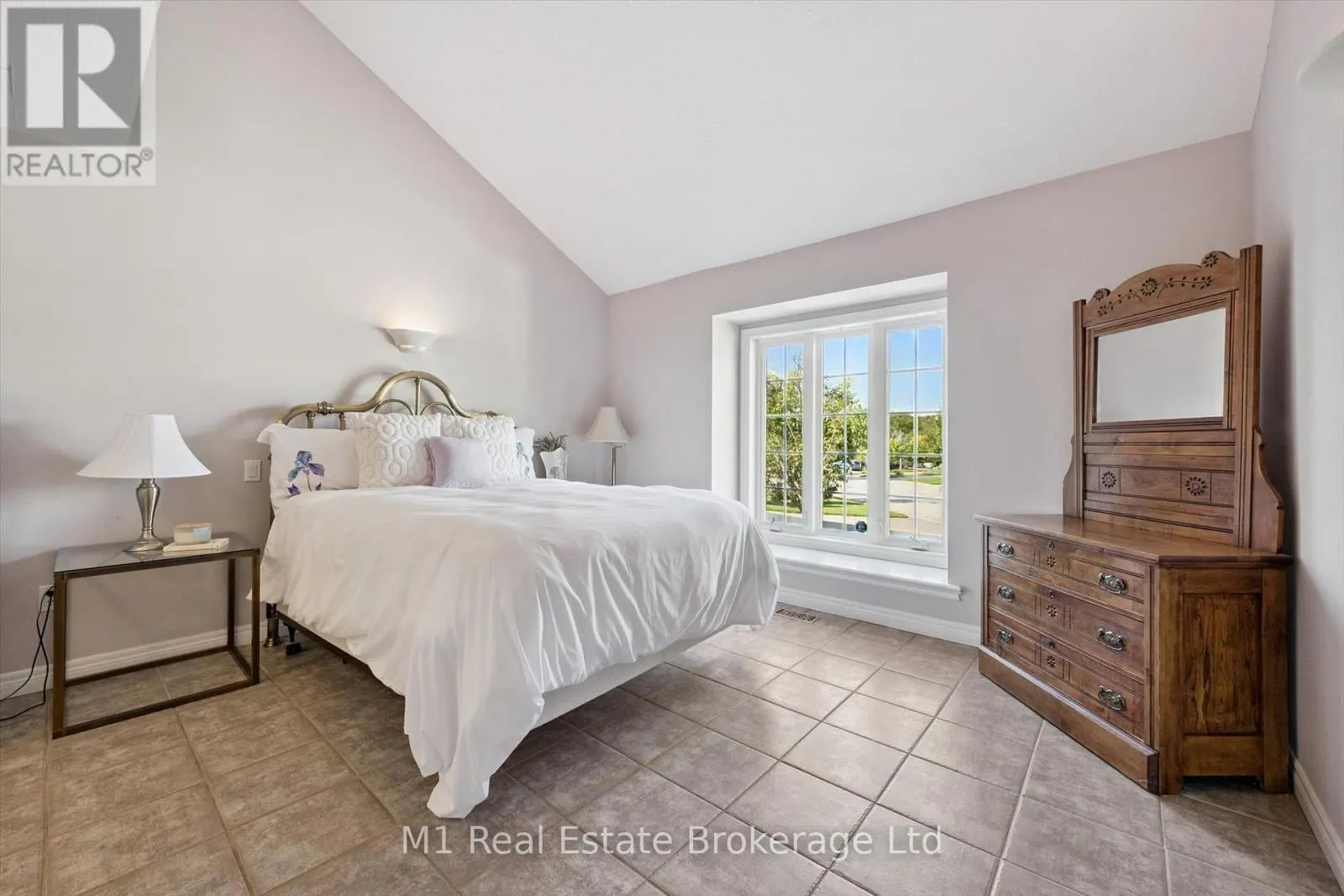 105 RIVERWALK PLACE