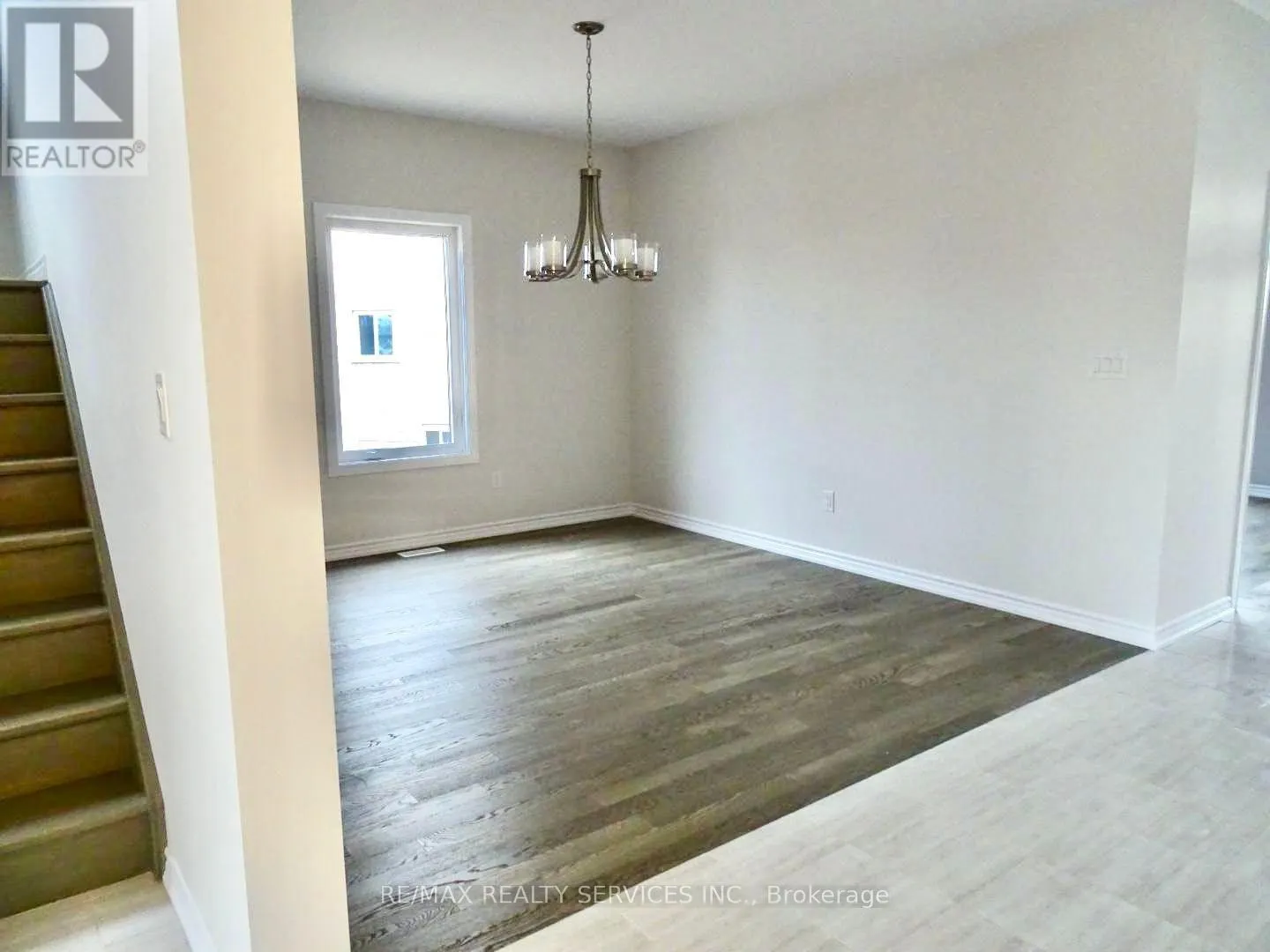 204 BETHUNE AVENUE