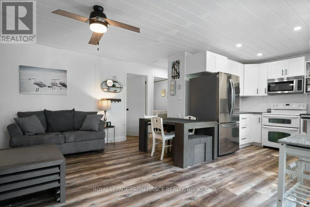 811 HERMIT THRUSH LANE