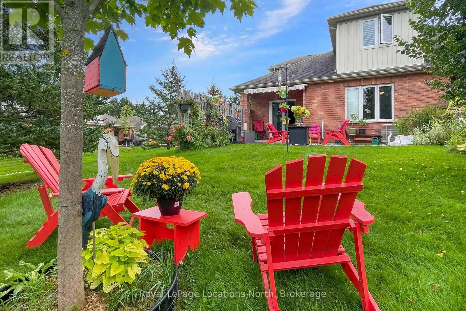 8 RUSSETT DRIVE