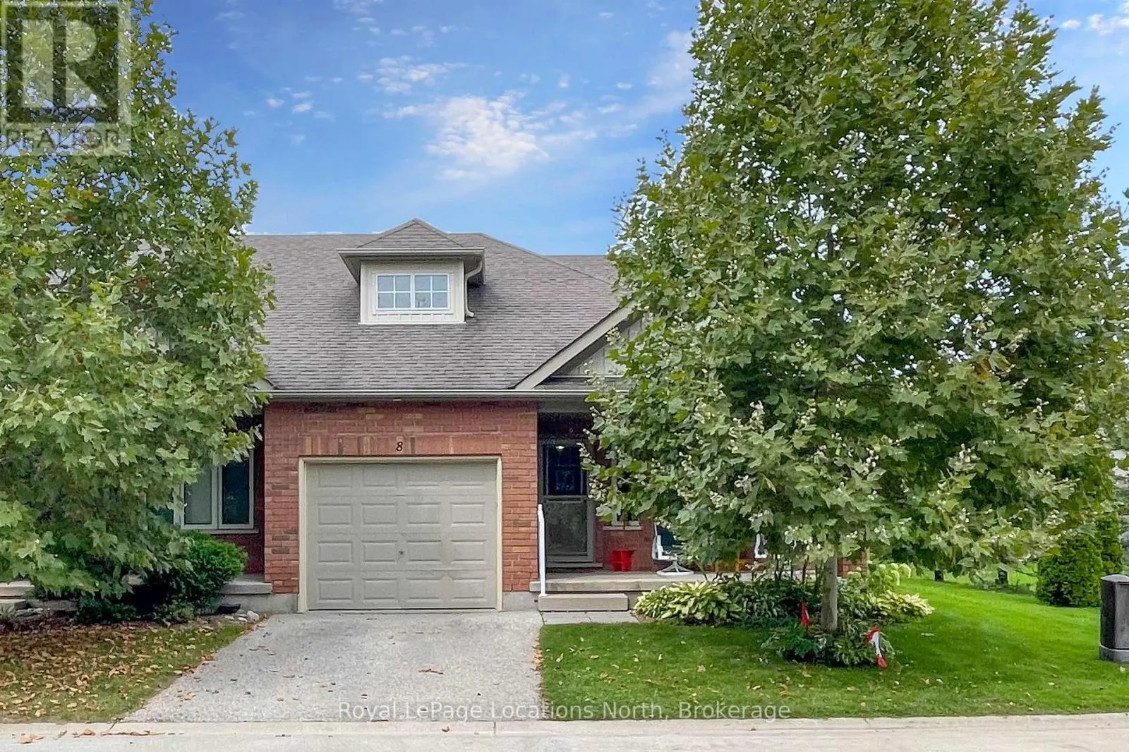 8 RUSSETT DRIVE