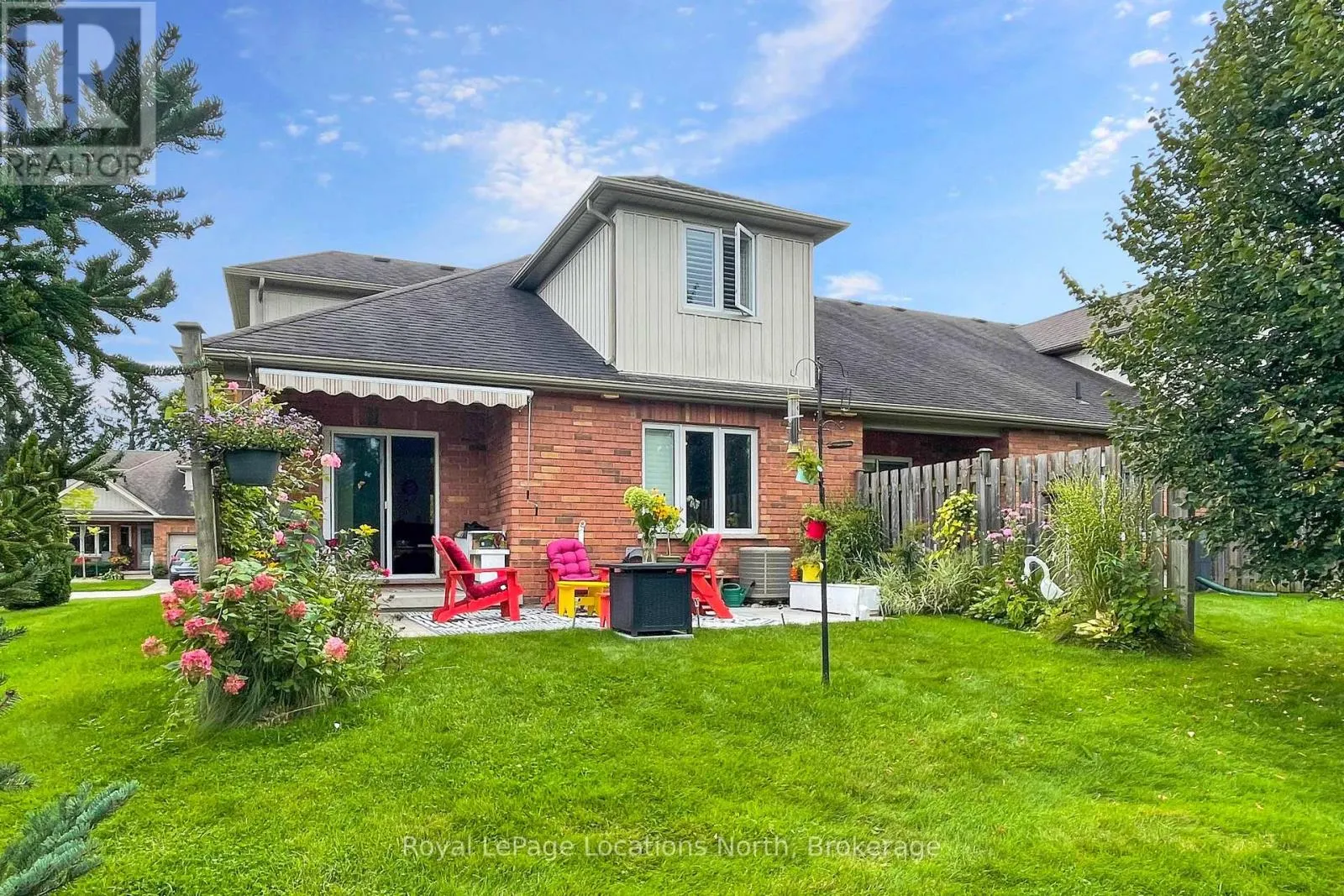 8 RUSSETT DRIVE