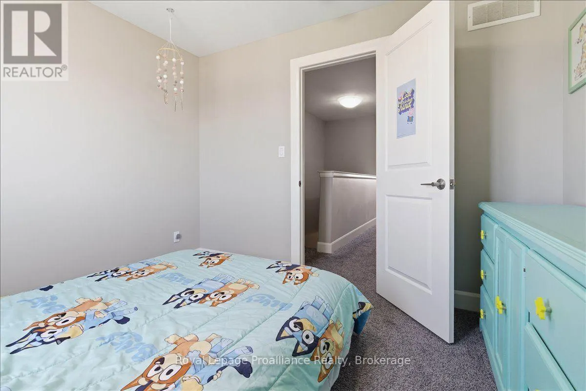 31 DEWAL PLACE