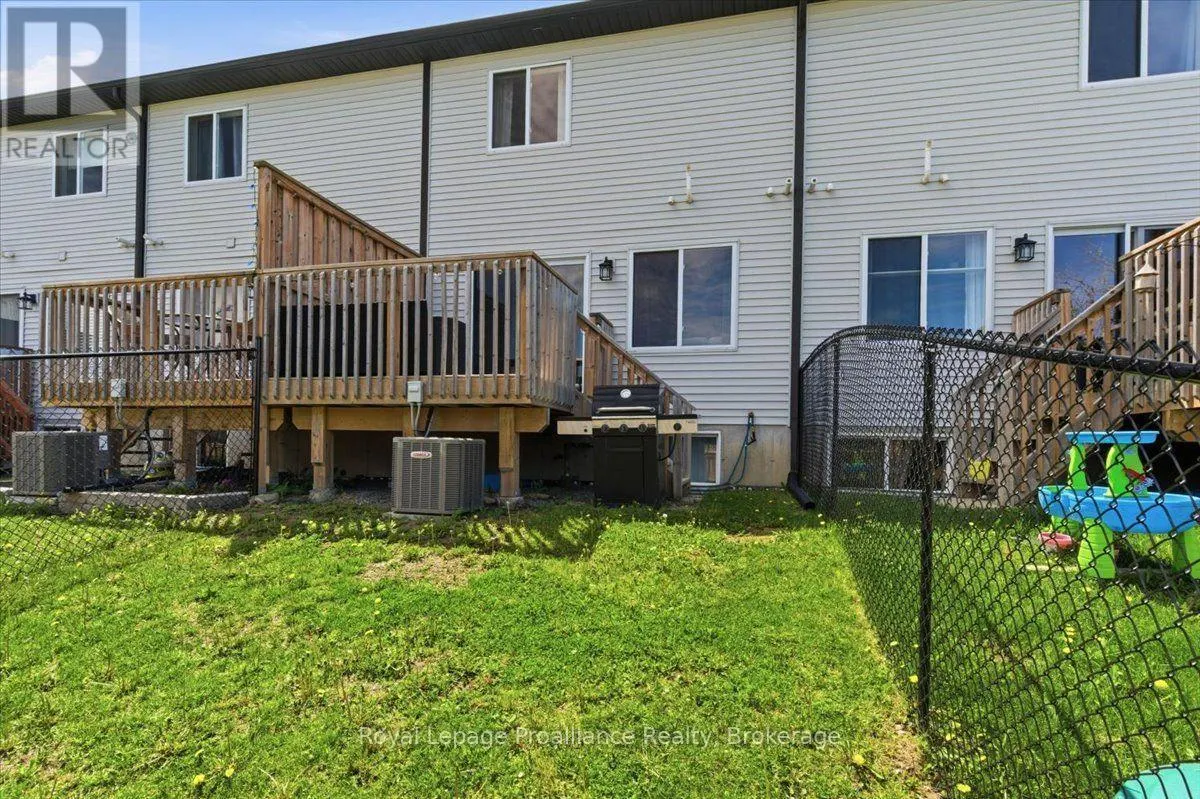 31 DEWAL PLACE