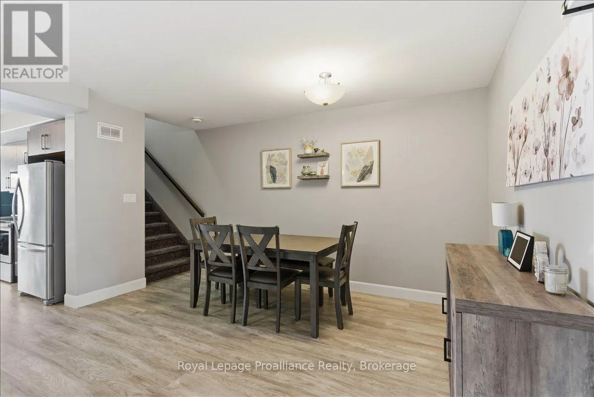 31 DEWAL PLACE