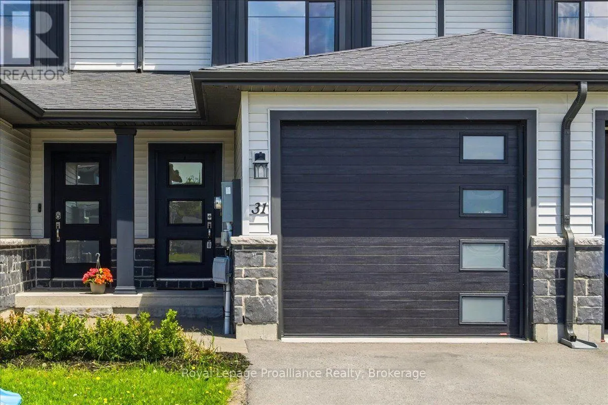31 DEWAL PLACE