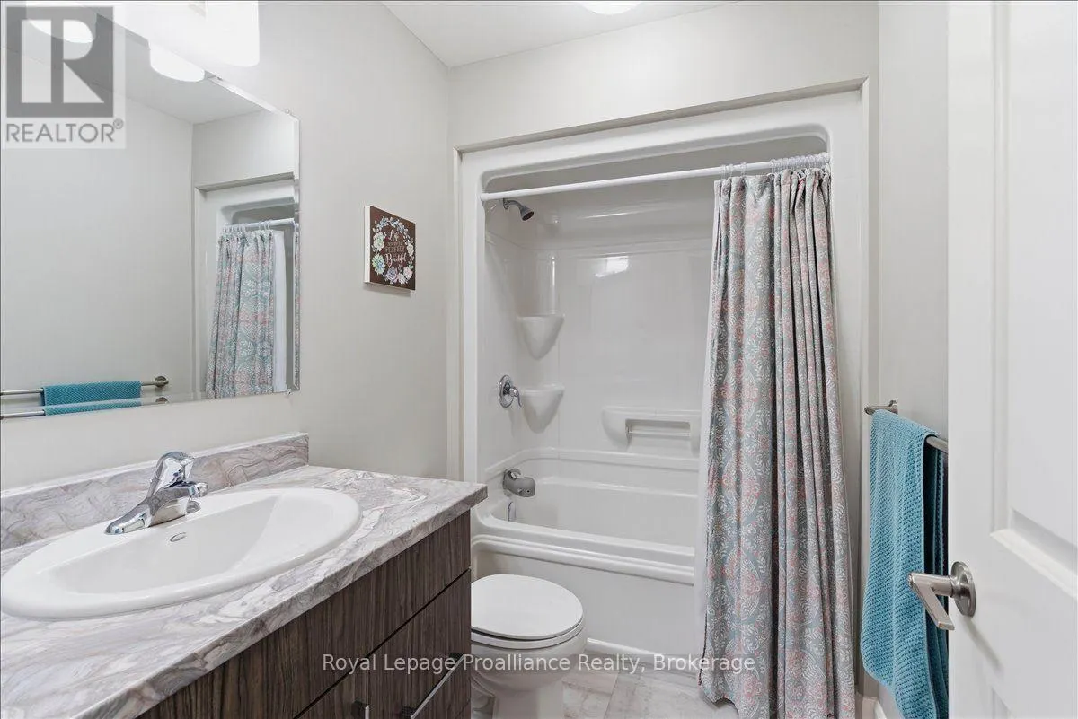 31 DEWAL PLACE