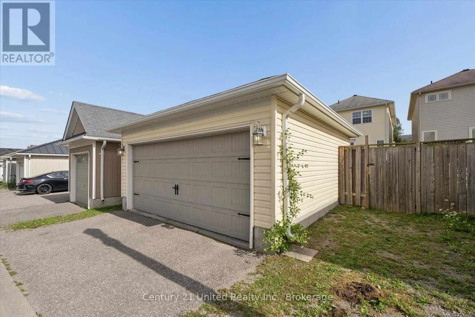 253 BOWEN DRIVE