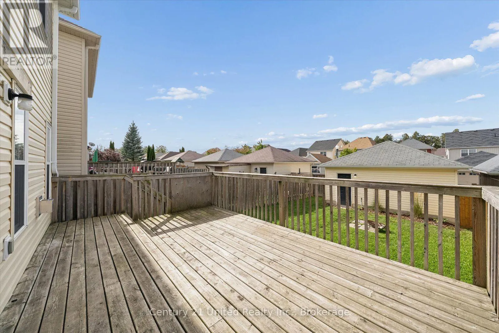 253 BOWEN DRIVE