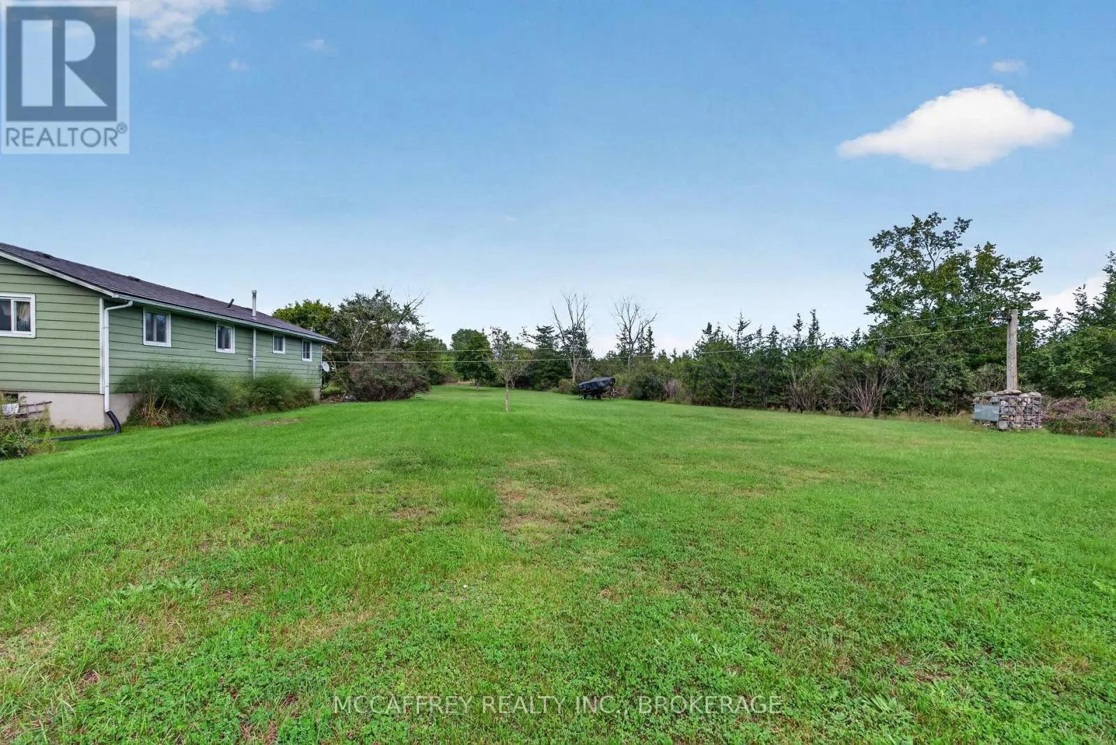 2572 COUNTY RD 1 E