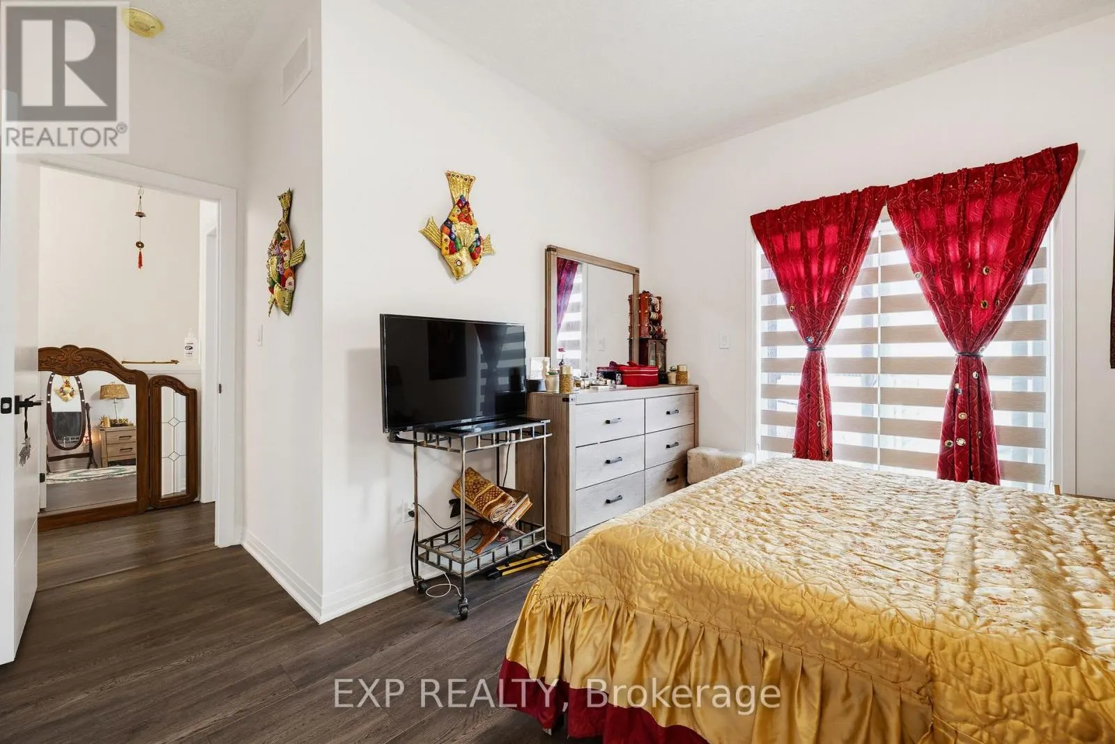 78 - 25 ISHERWOOD AVENUE