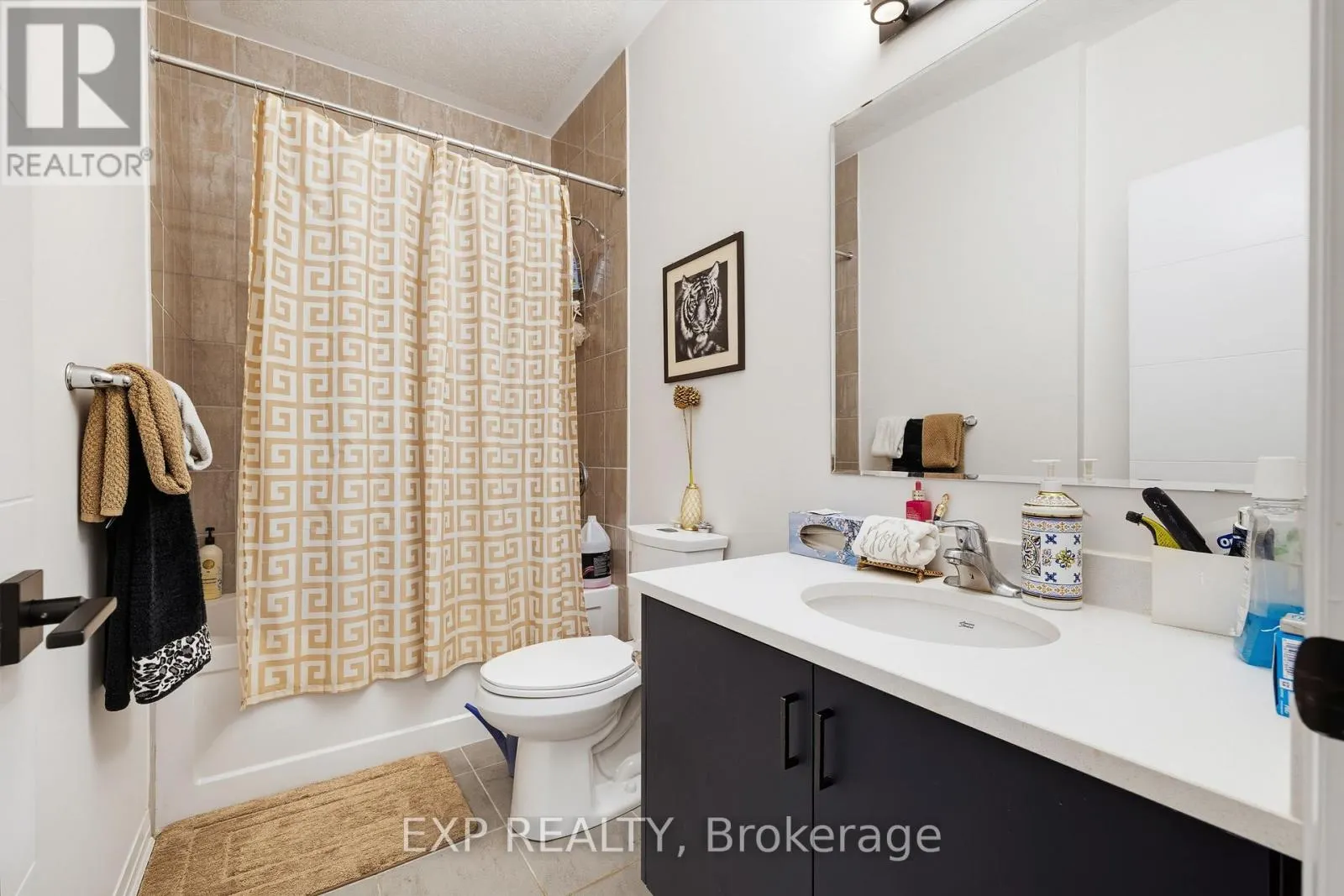 78 - 25 ISHERWOOD AVENUE