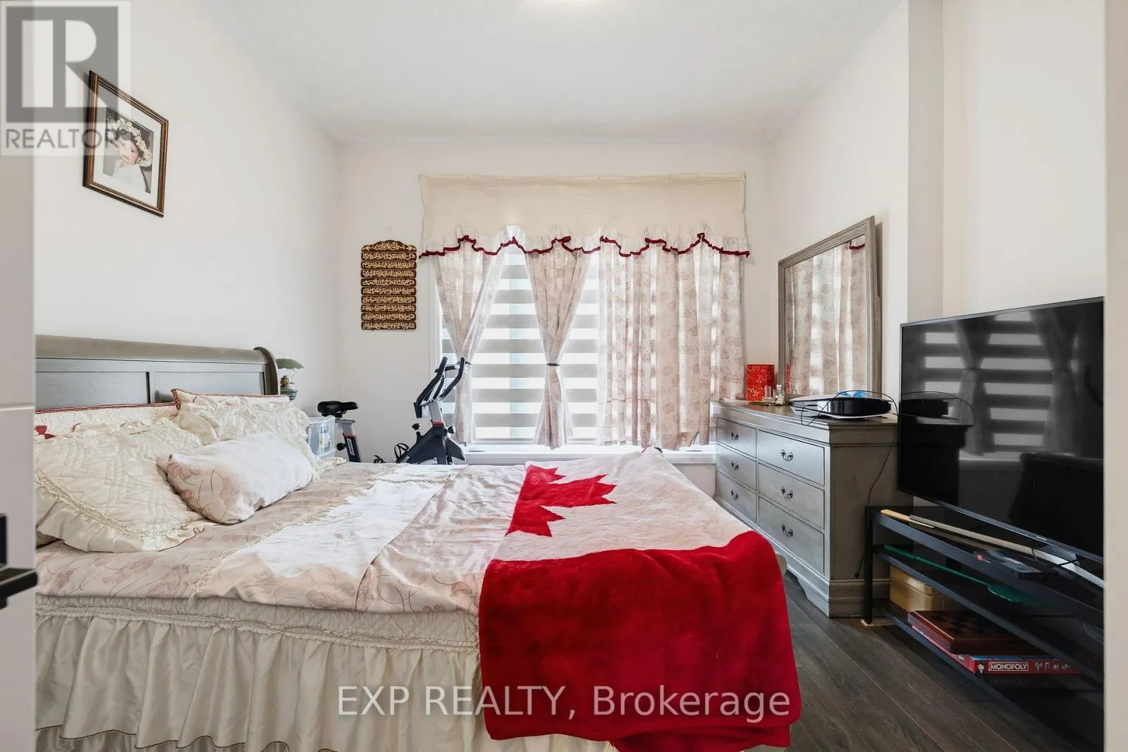 78 - 25 ISHERWOOD AVENUE