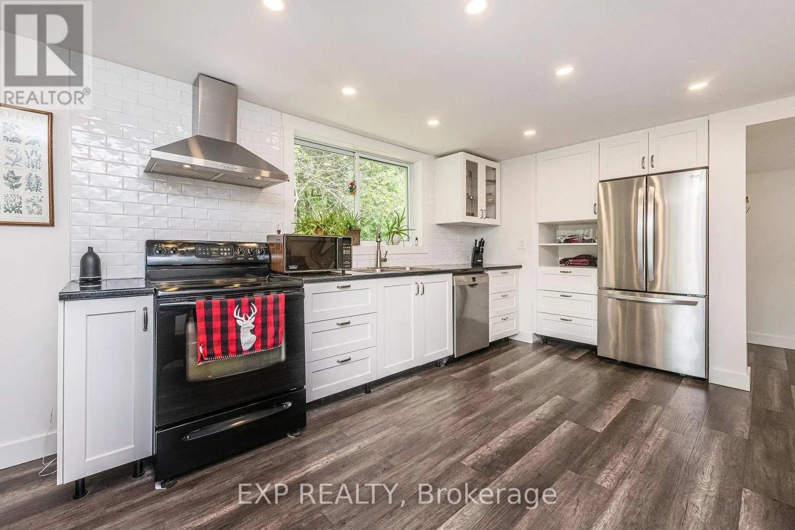 637166 PRINCE OF WALES ROAD