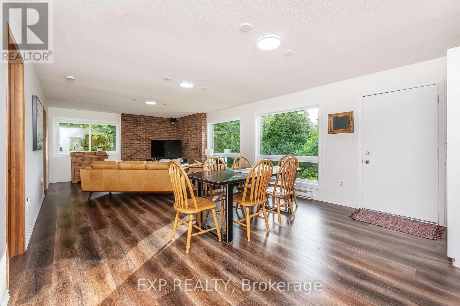637166 PRINCE OF WALES ROAD