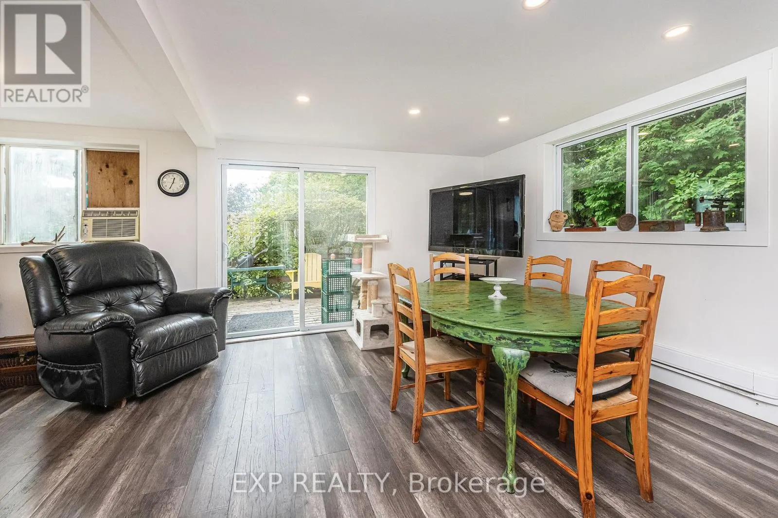 637166 PRINCE OF WALES ROAD