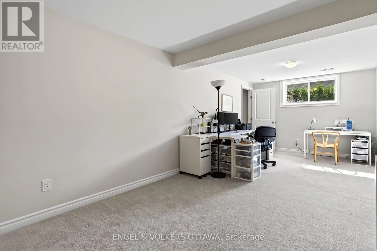920 LUCERNE DRIVE