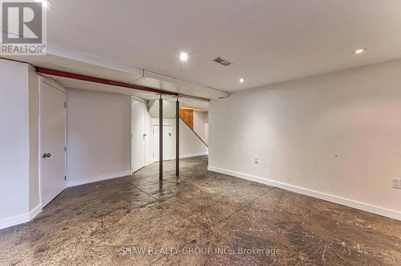 84 FRANKLIN STREET S