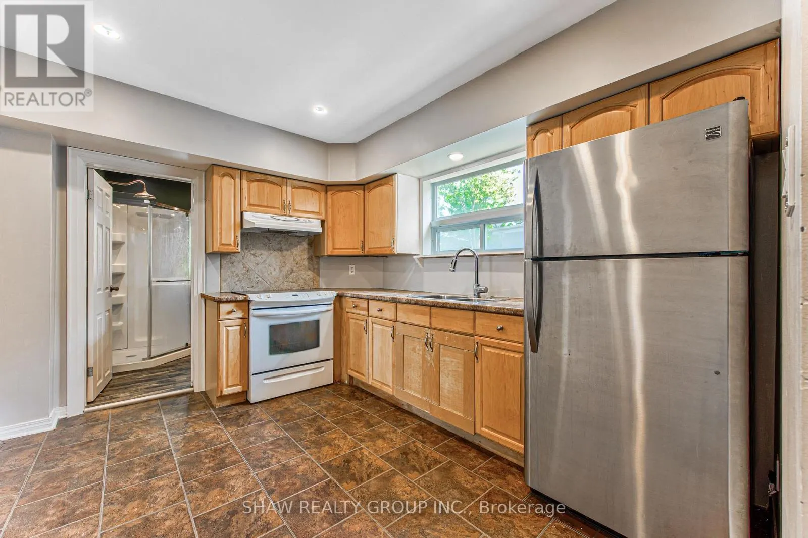 84 FRANKLIN STREET S