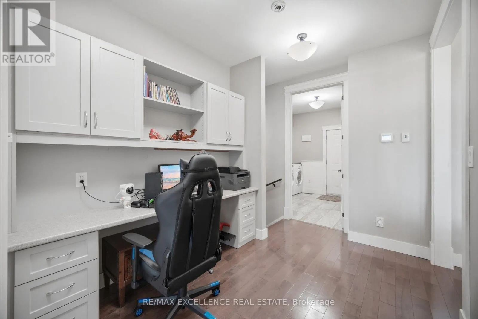 5593 TRAFALGAR ROAD