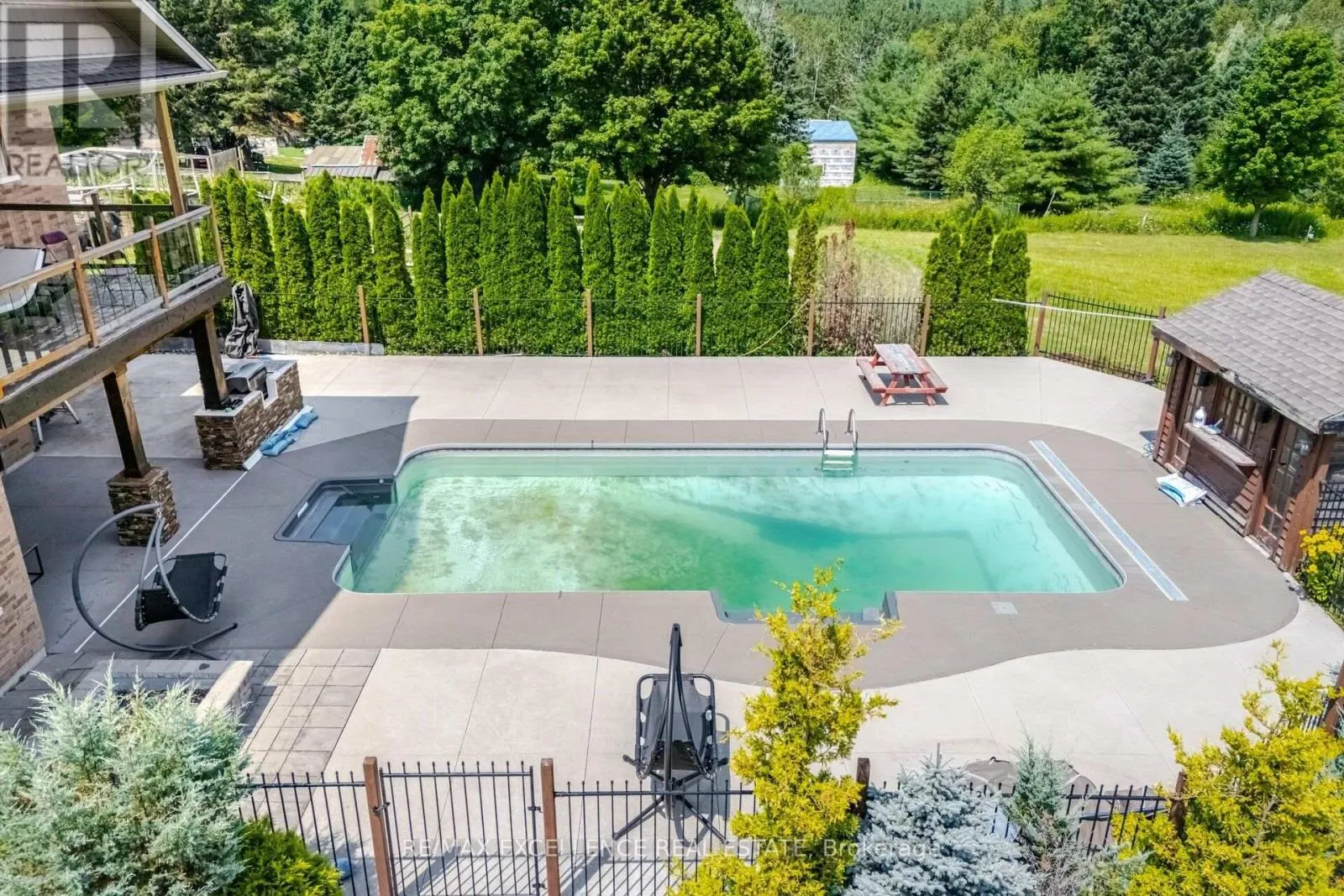 5593 TRAFALGAR ROAD