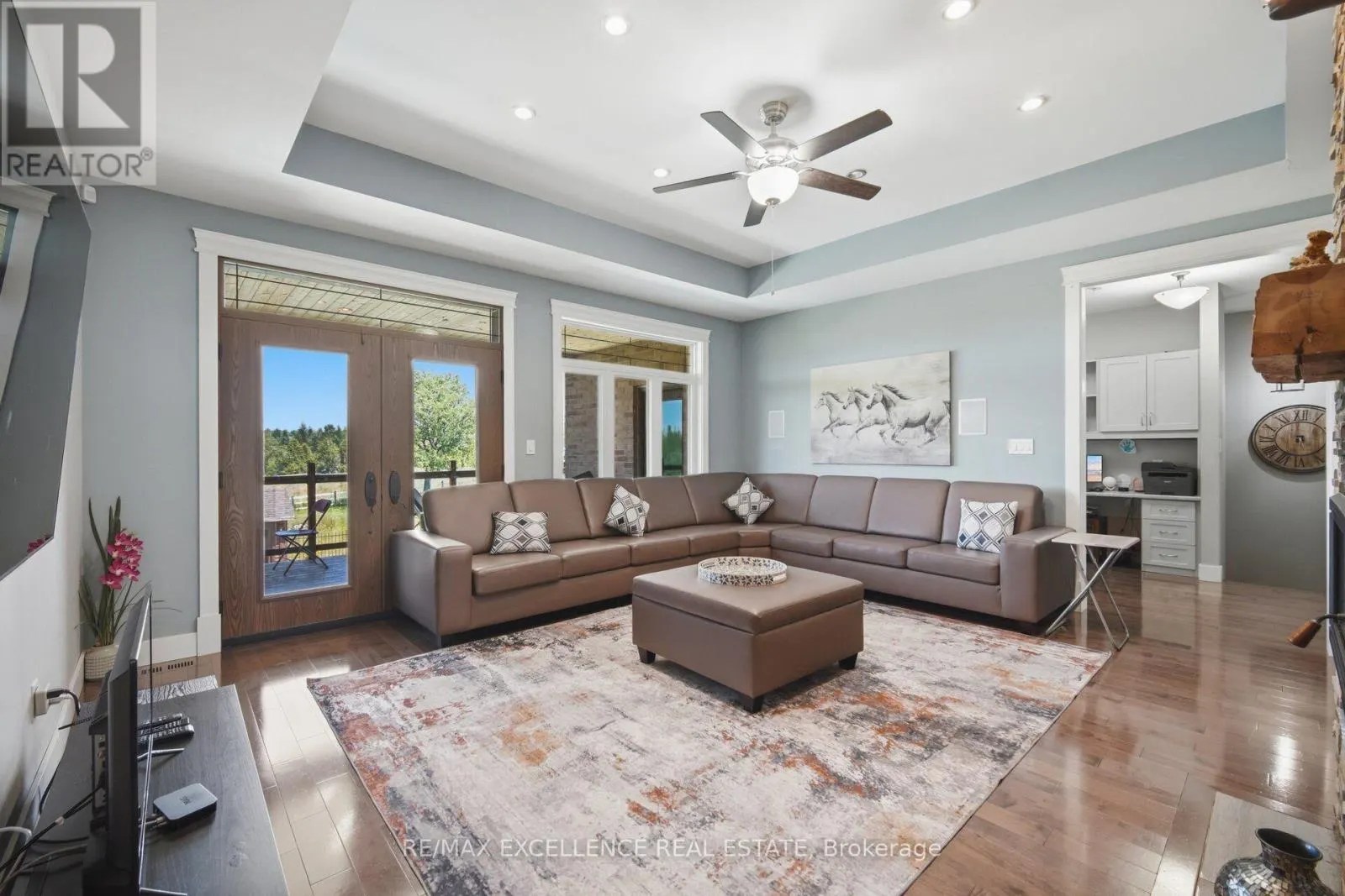 5593 TRAFALGAR ROAD