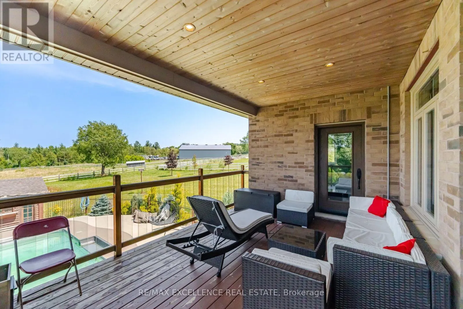 5593 TRAFALGAR ROAD