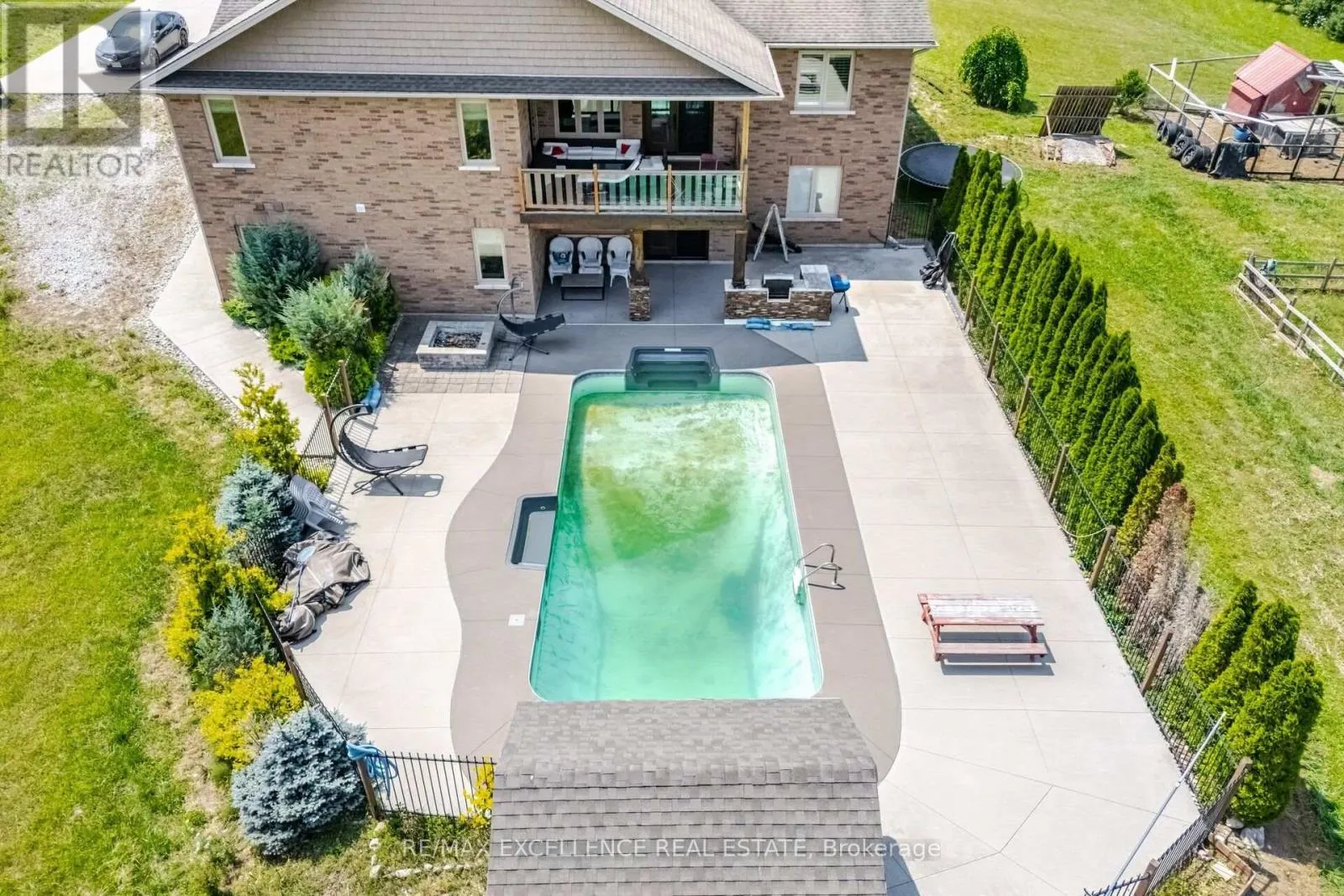 5593 TRAFALGAR ROAD