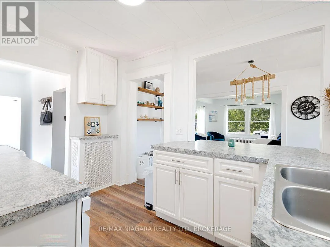 129 FOREST AVENUE