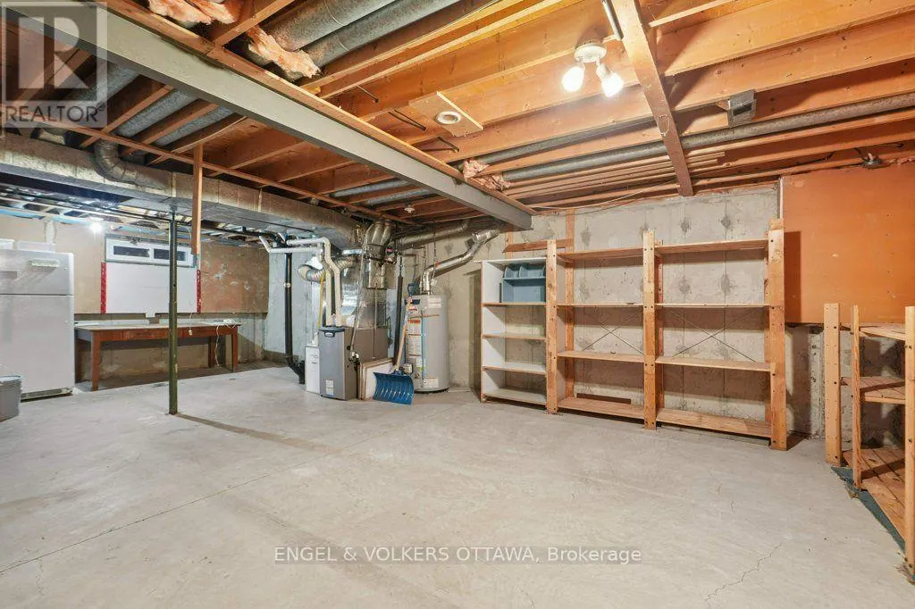 18 - 1280 CAHILL DRIVE