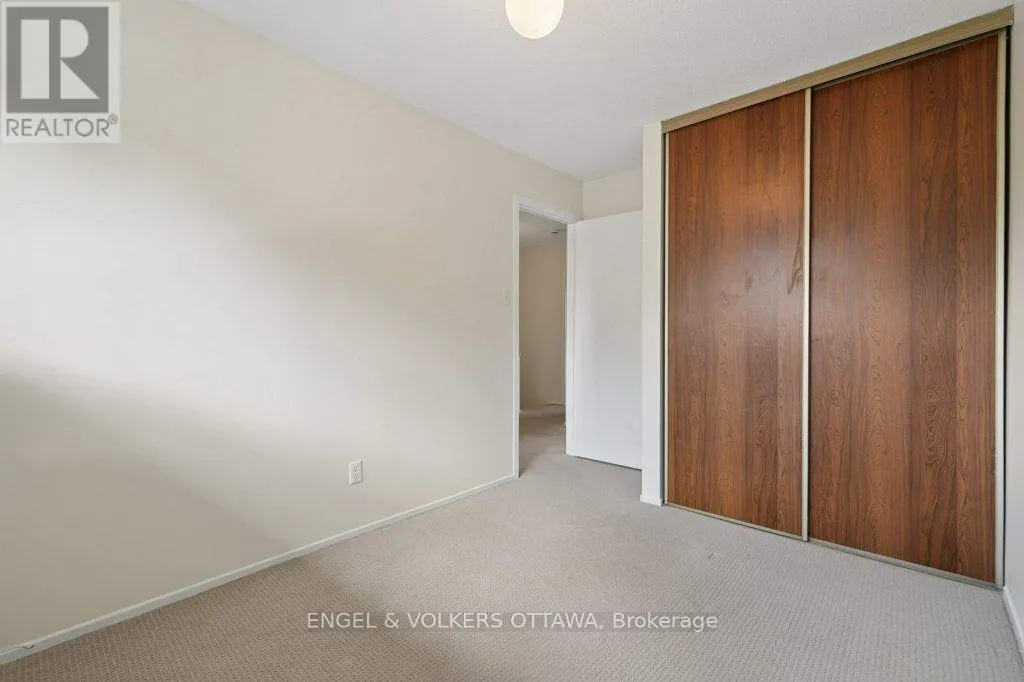 18 - 1280 CAHILL DRIVE