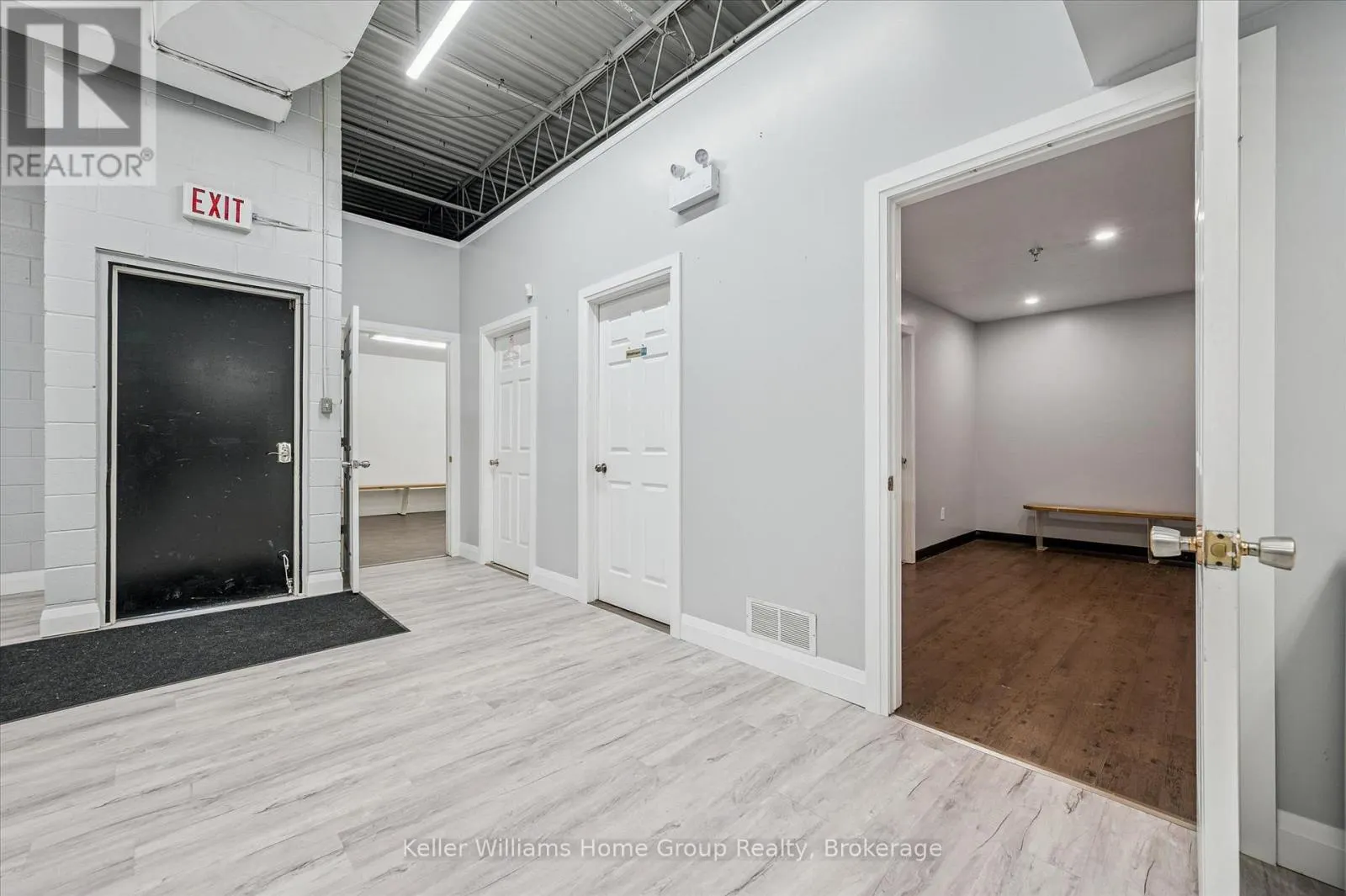 380 ST ANDREW STREET W