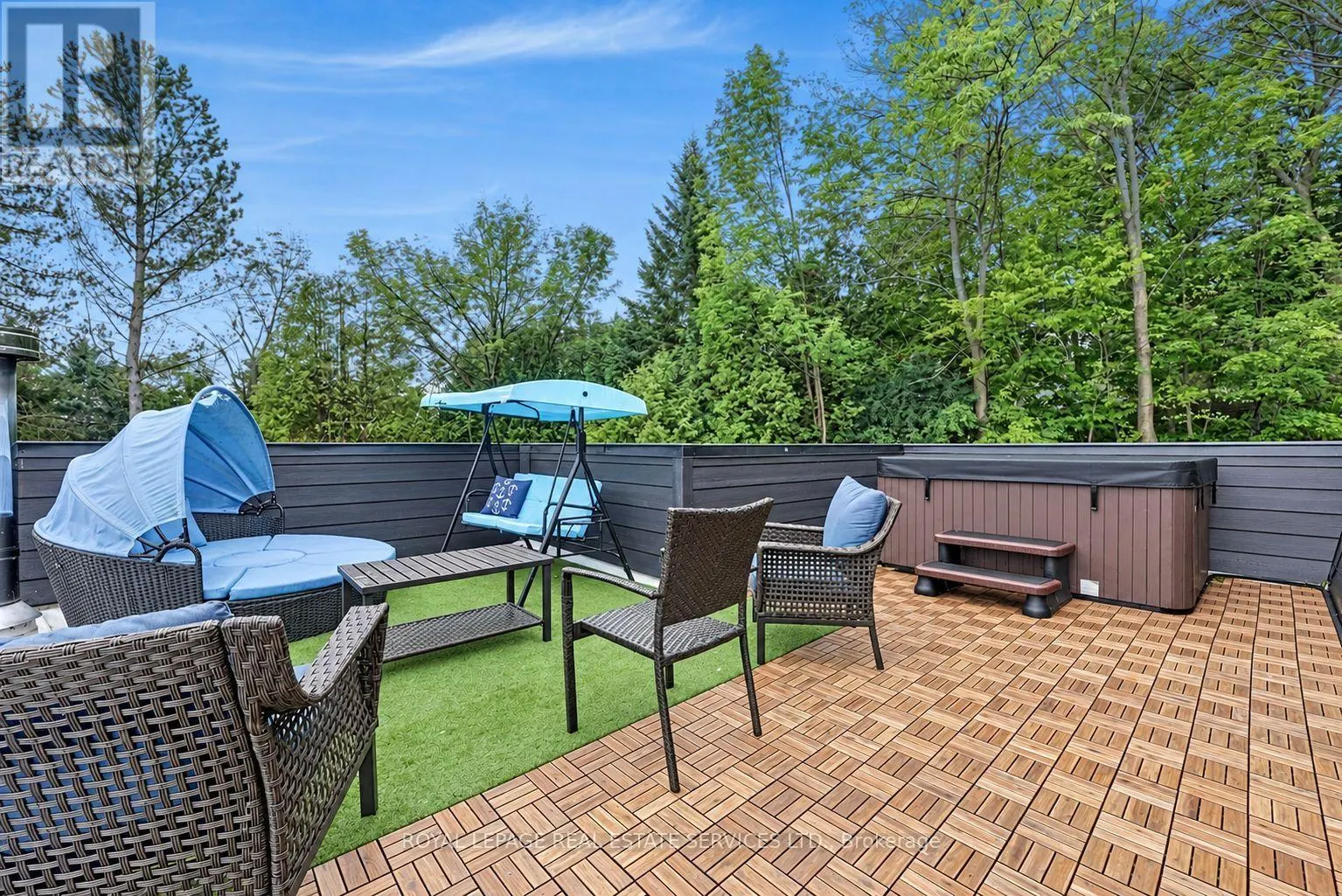 122 ALGONQUIN DRIVE
