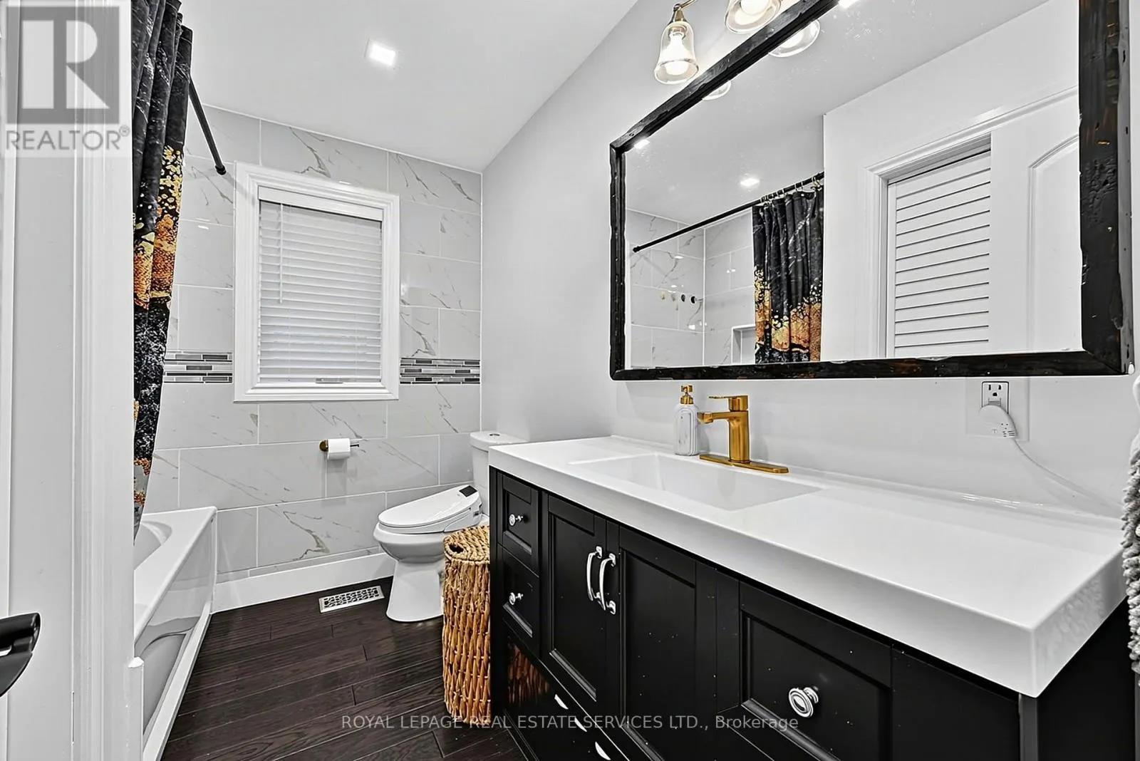 122 ALGONQUIN DRIVE